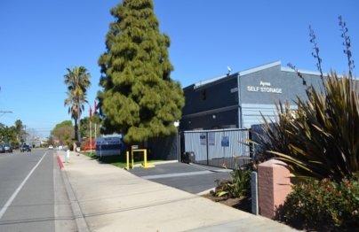 Outside view of the Ayres Self Storage Costa Mesa location